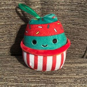 🆕 original squishmallows ~   chantal